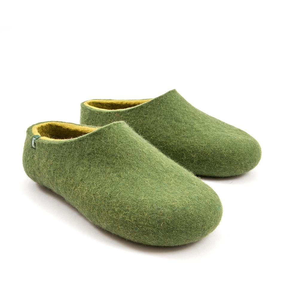 Koncentration middelalderlig Mos Mens felted slippers OLIVE GREEN lime by Wooppers