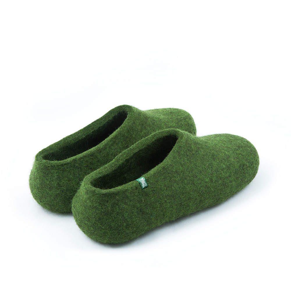 eksplodere Blodig At tilpasse sig Green felt slippers for men BASIC collection by Wooppers