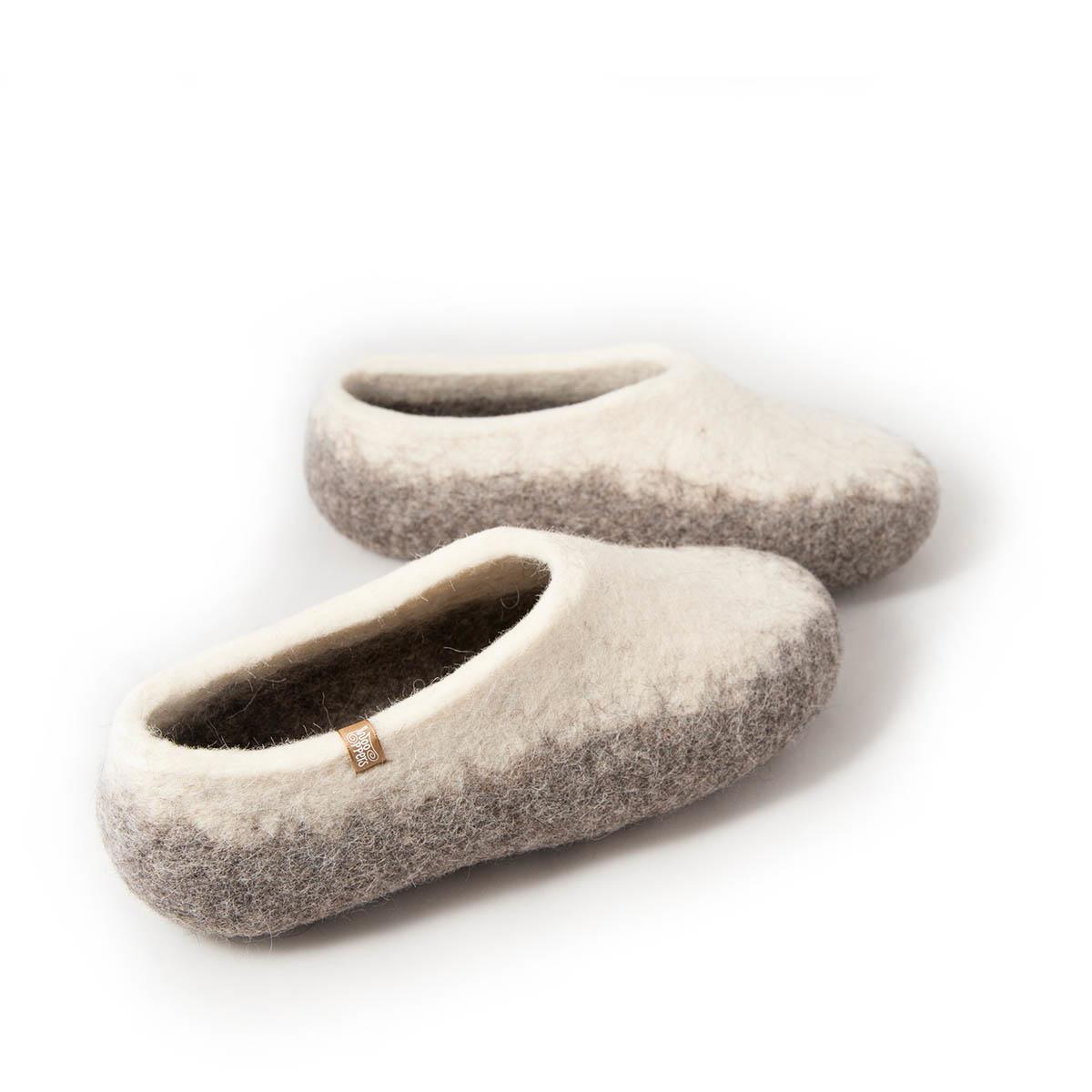 Mens warm slippers natural white and 