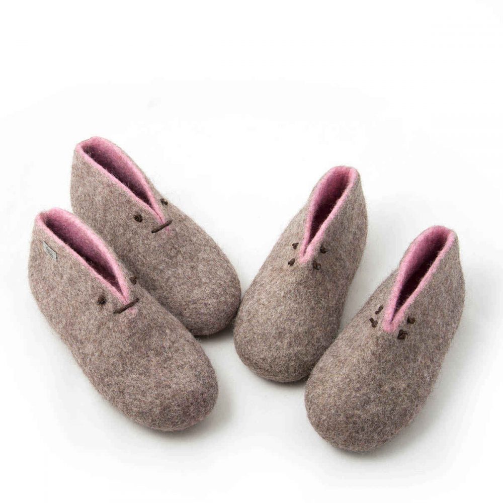 Girls house slippers in pink - DUO kids collection by Wooppers