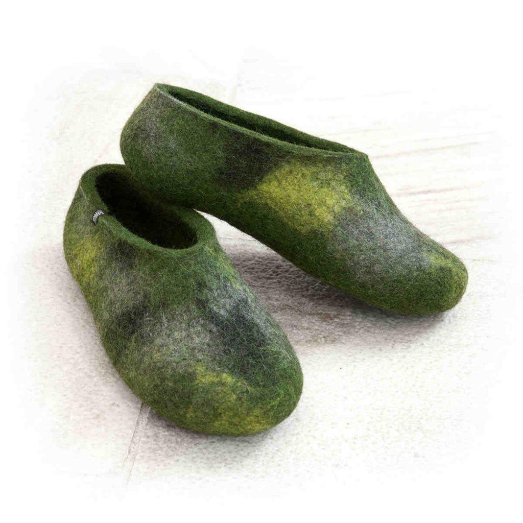 igennem ven harmonisk Mens felt slippers in moss green and grey ARTI - wooppers
