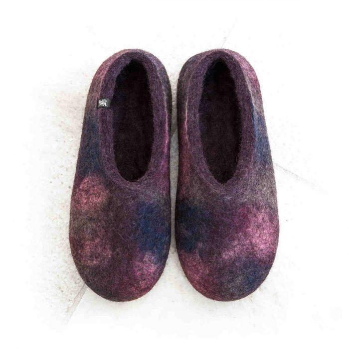 Womens boiled wool slippers in purple hues ARTI by Wooppers